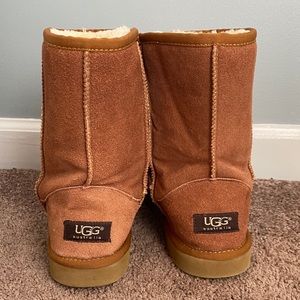 UGG | Classic Short Boot